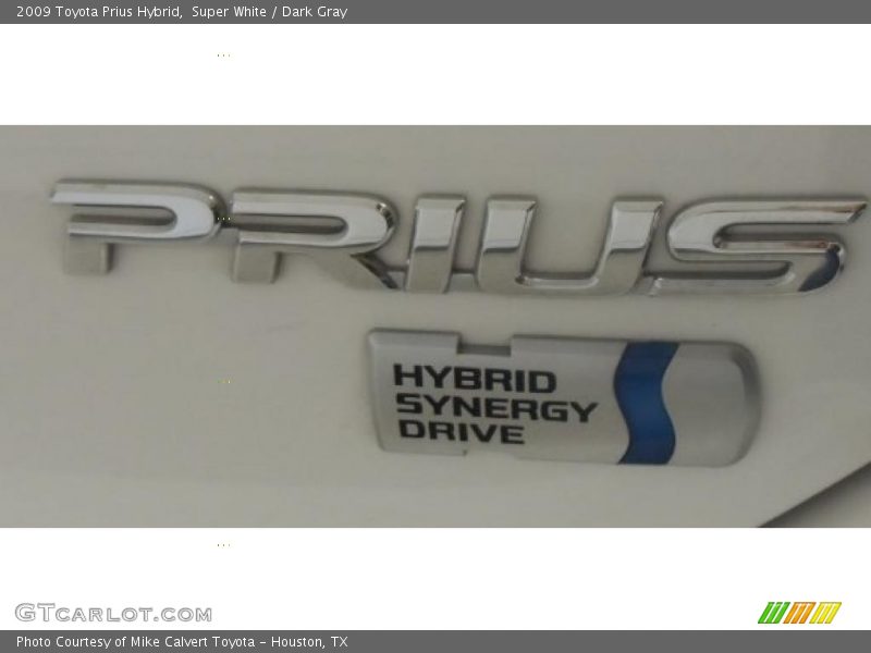 Super White / Dark Gray 2009 Toyota Prius Hybrid