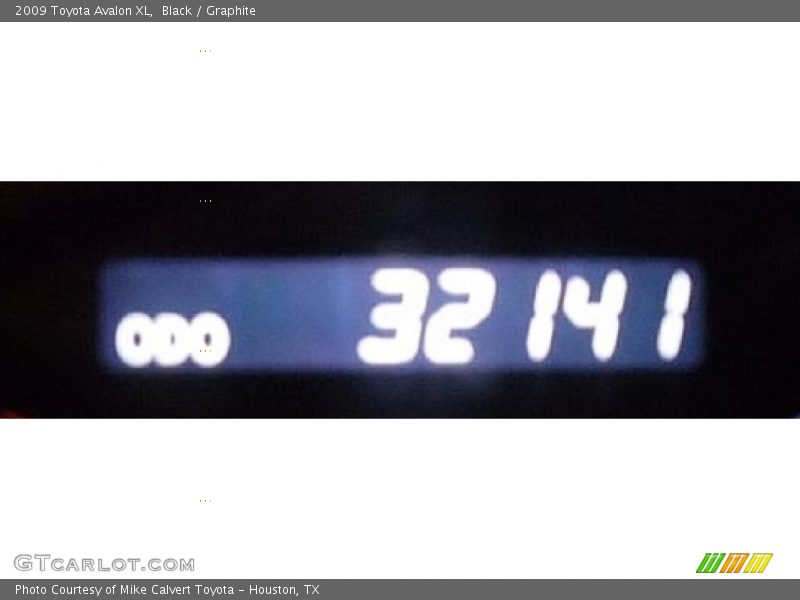 Black / Graphite 2009 Toyota Avalon XL