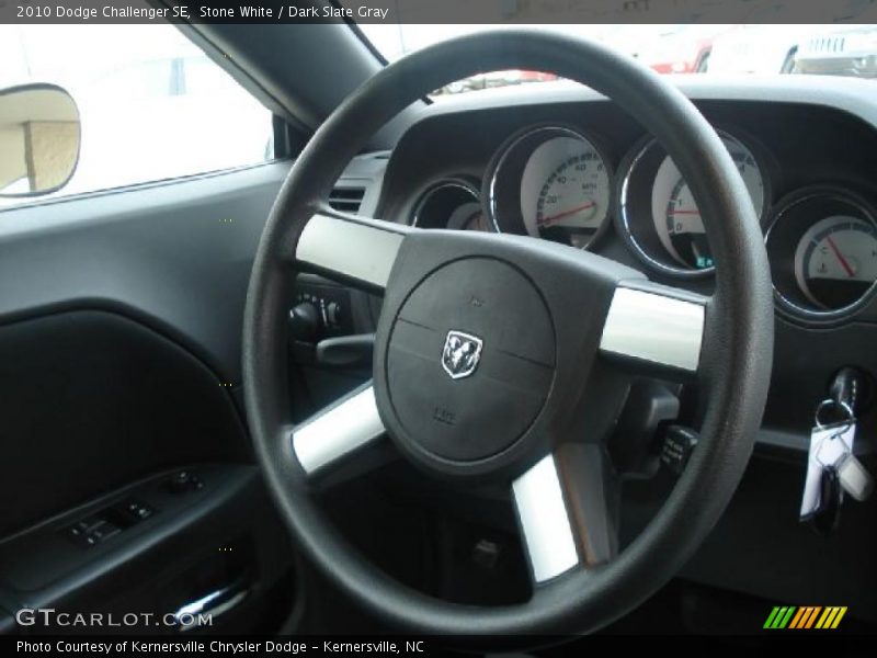 Stone White / Dark Slate Gray 2010 Dodge Challenger SE