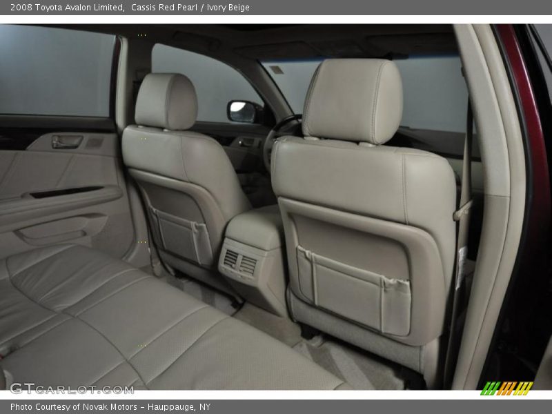 Cassis Red Pearl / Ivory Beige 2008 Toyota Avalon Limited