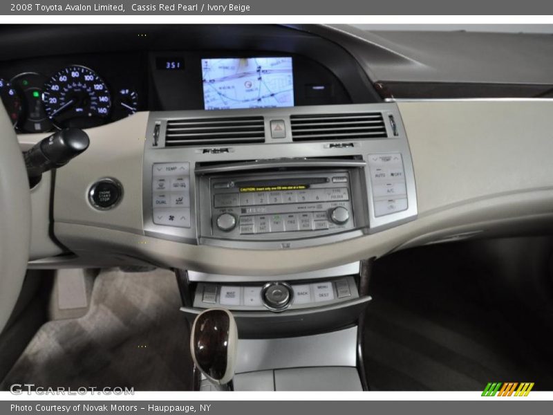 Cassis Red Pearl / Ivory Beige 2008 Toyota Avalon Limited