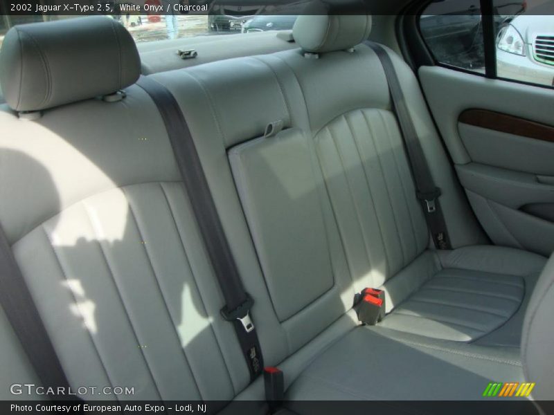 White Onyx / Charcoal 2002 Jaguar X-Type 2.5