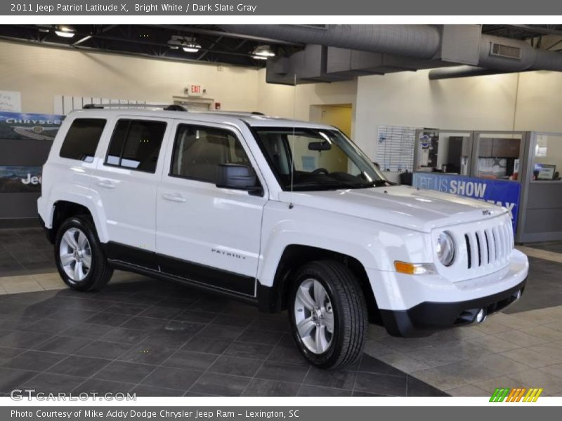 Bright White / Dark Slate Gray 2011 Jeep Patriot Latitude X
