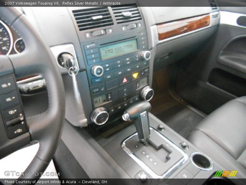 Reflex Silver Metallic / Anthracite 2007 Volkswagen Touareg V6