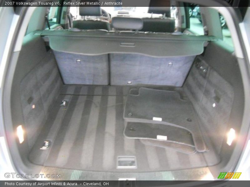 Reflex Silver Metallic / Anthracite 2007 Volkswagen Touareg V6