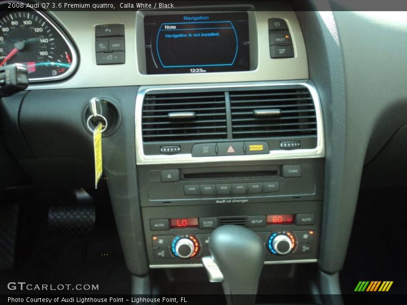 Calla White / Black 2008 Audi Q7 3.6 Premium quattro