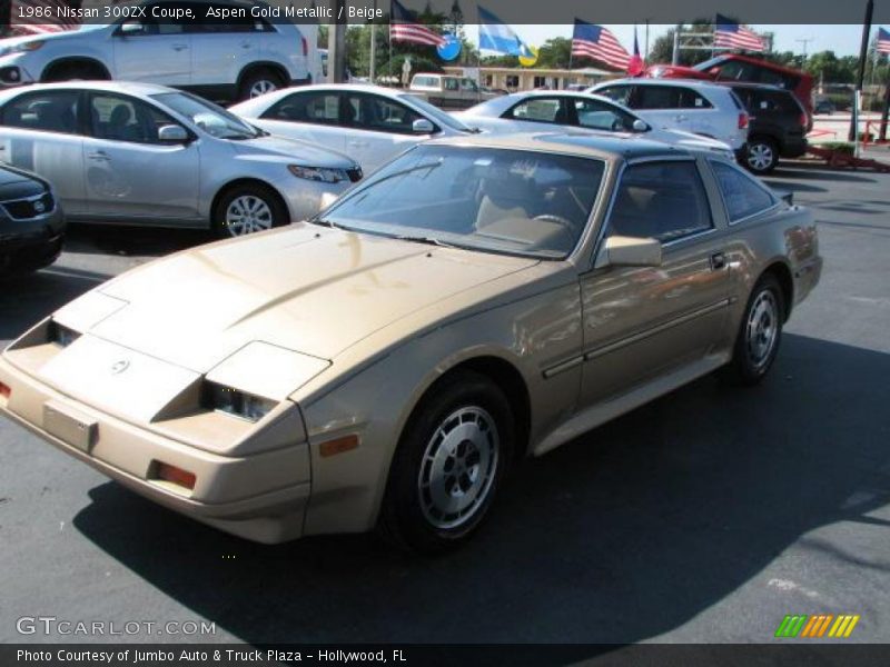 Aspen Gold Metallic / Beige 1986 Nissan 300ZX Coupe