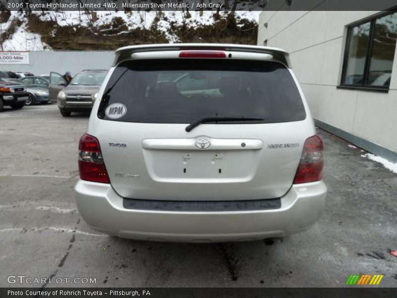 Millenium Silver Metallic / Ash Gray 2006 Toyota Highlander Limited 4WD