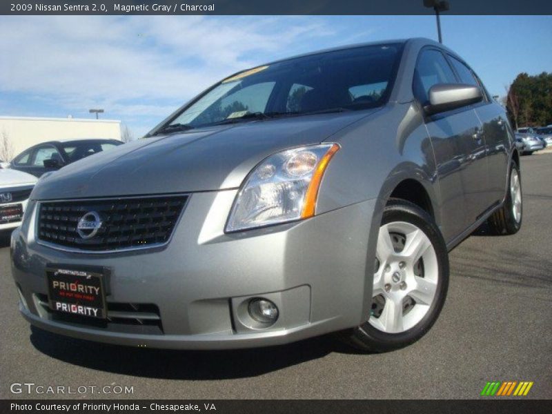 Magnetic Gray / Charcoal 2009 Nissan Sentra 2.0