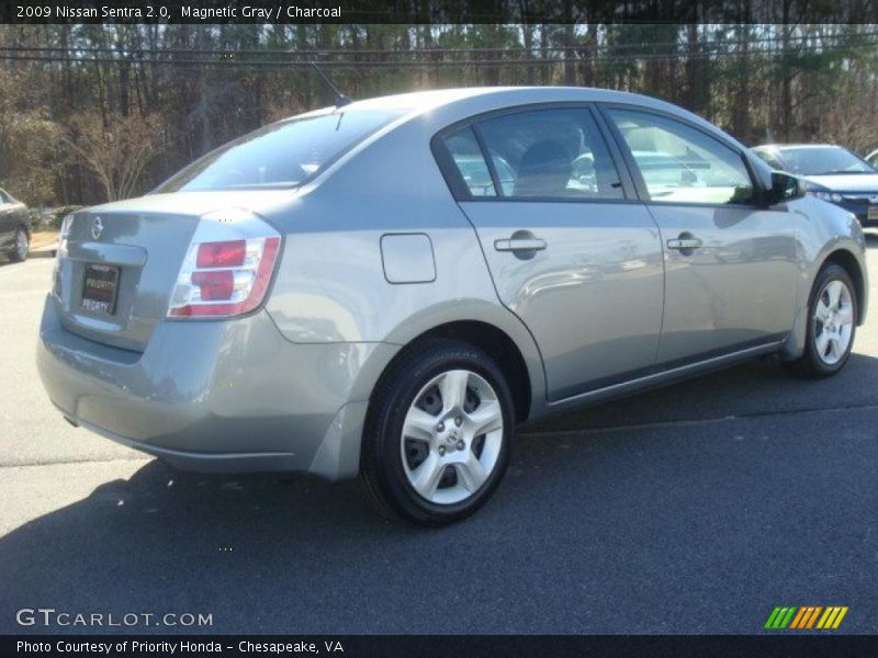 Magnetic Gray / Charcoal 2009 Nissan Sentra 2.0