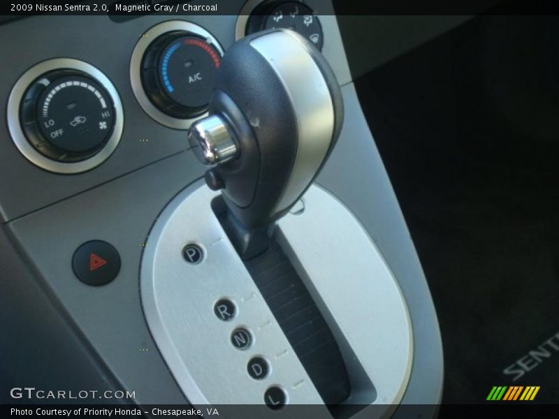 Magnetic Gray / Charcoal 2009 Nissan Sentra 2.0