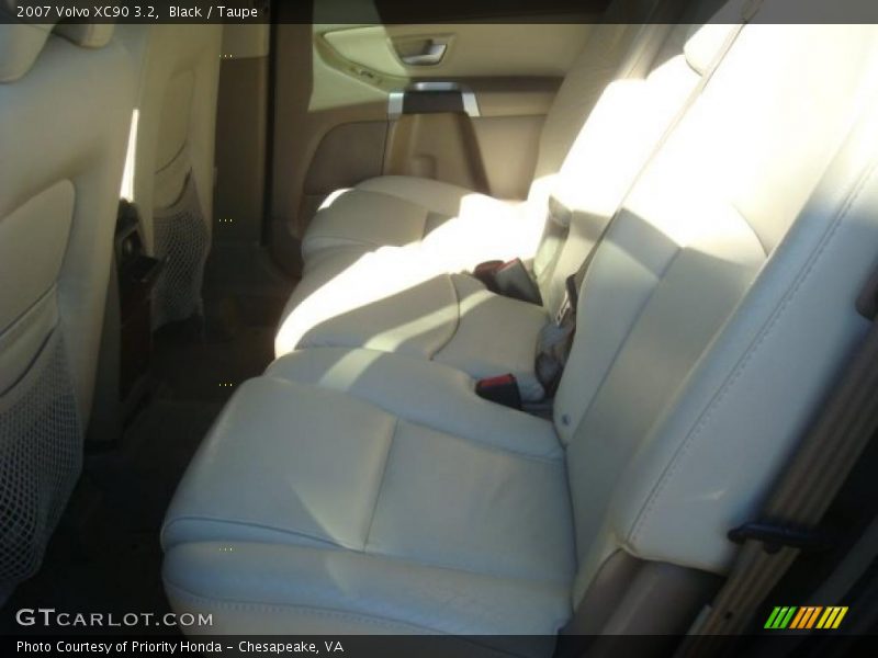 Black / Taupe 2007 Volvo XC90 3.2