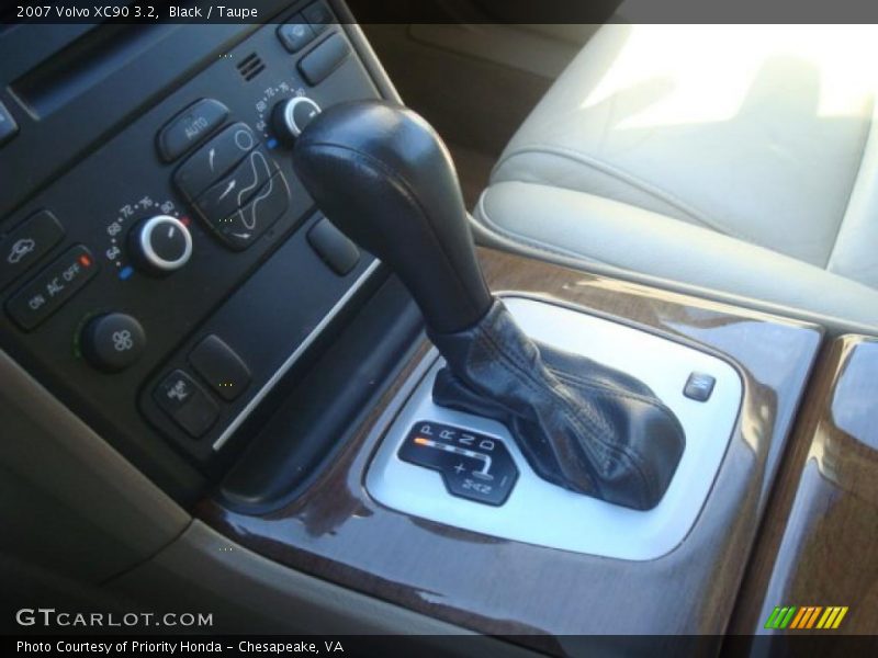 Black / Taupe 2007 Volvo XC90 3.2