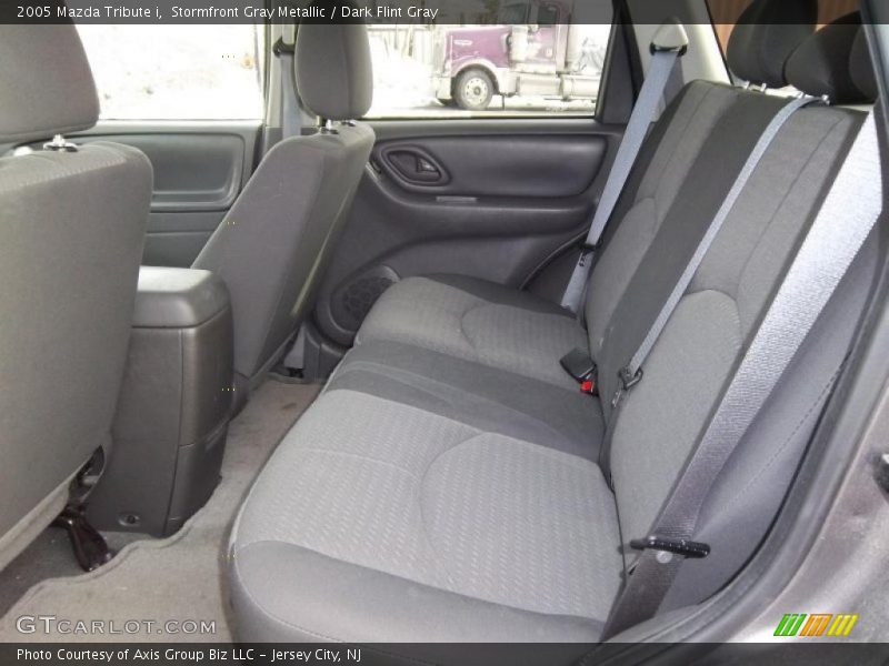 Stormfront Gray Metallic / Dark Flint Gray 2005 Mazda Tribute i