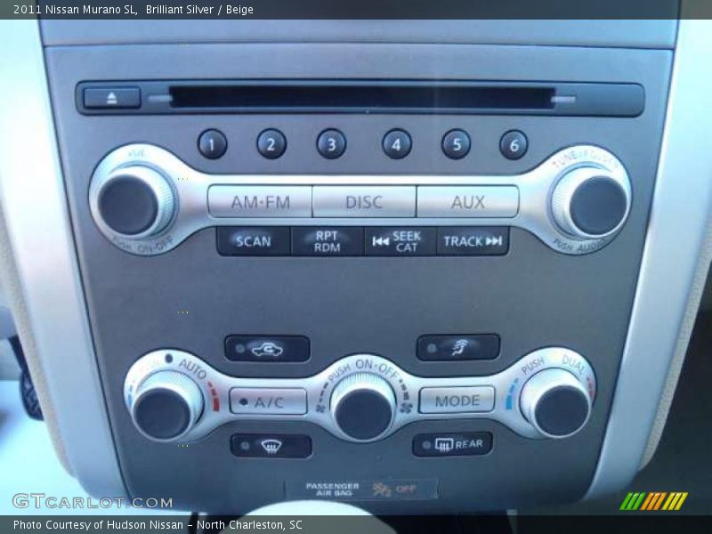 Brilliant Silver / Beige 2011 Nissan Murano SL