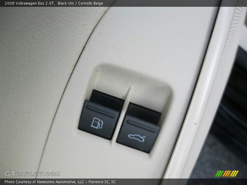 Black Uni / Cornsilk Beige 2008 Volkswagen Eos 2.0T