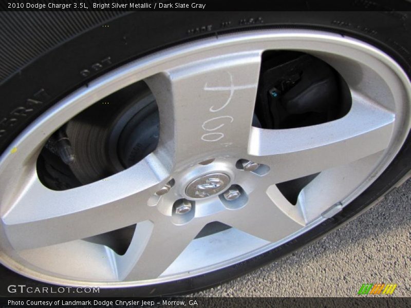 Bright Silver Metallic / Dark Slate Gray 2010 Dodge Charger 3.5L