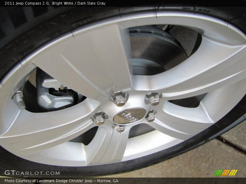 Bright White / Dark Slate Gray 2011 Jeep Compass 2.0