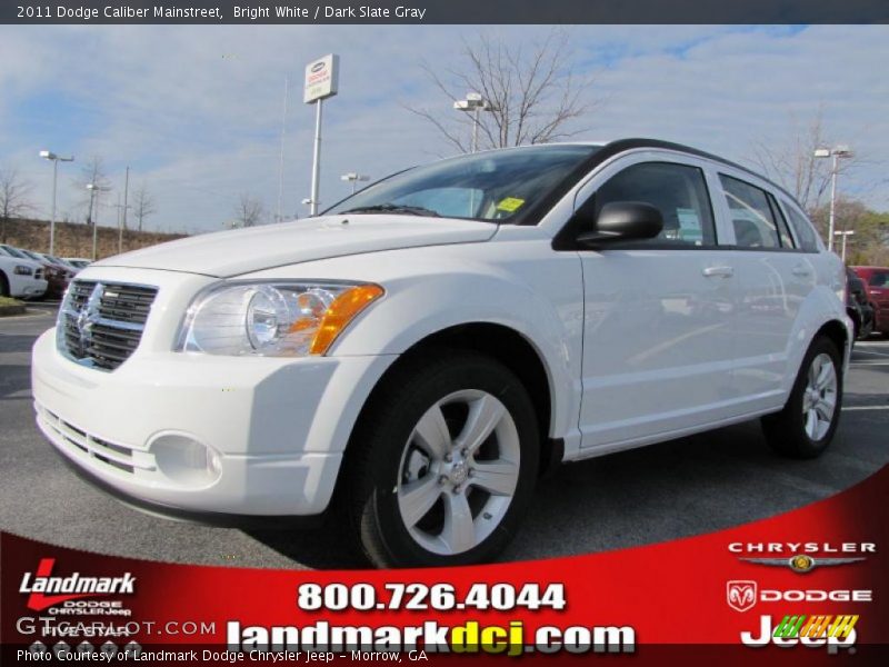 Bright White / Dark Slate Gray 2011 Dodge Caliber Mainstreet