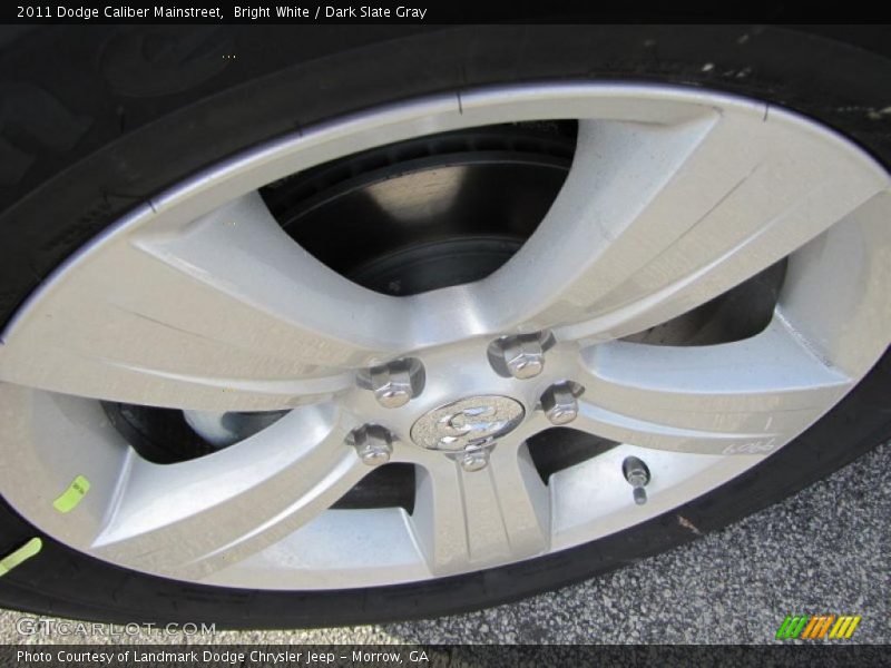 Bright White / Dark Slate Gray 2011 Dodge Caliber Mainstreet