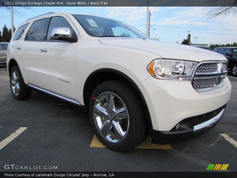 Front 3/4 View of 2011 Durango Citadel 4x4