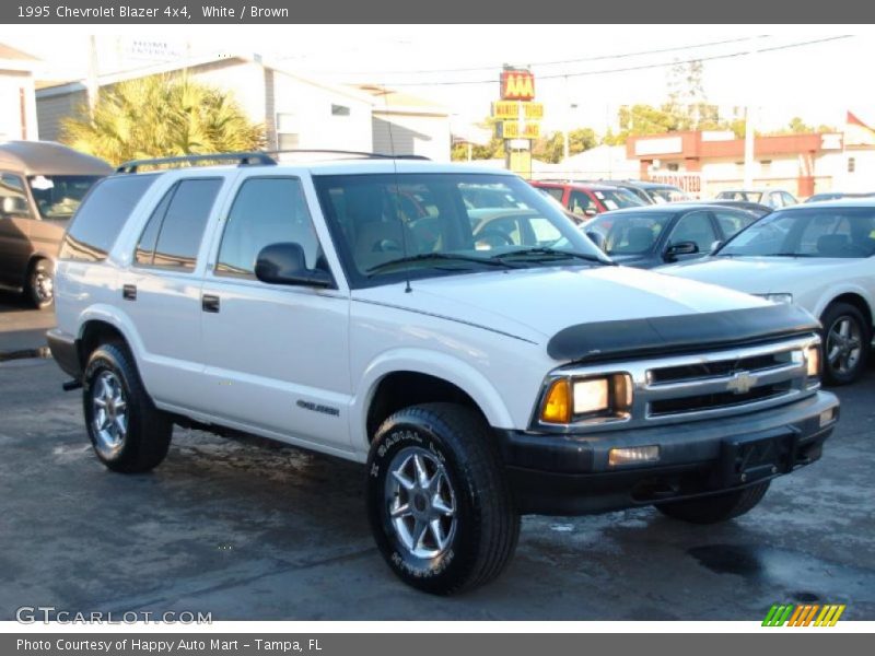 White / Brown 1995 Chevrolet Blazer 4x4