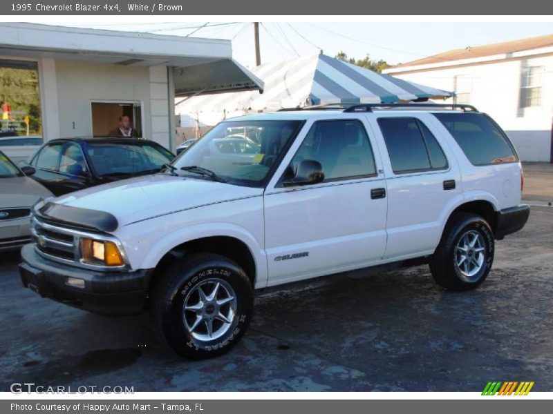 White / Brown 1995 Chevrolet Blazer 4x4