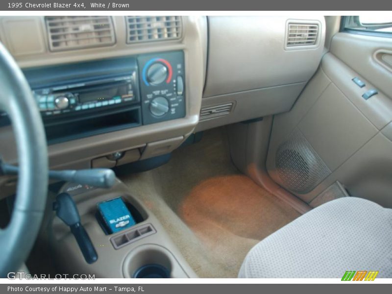 White / Brown 1995 Chevrolet Blazer 4x4