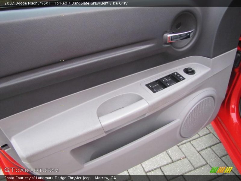 TorRed / Dark Slate Gray/Light Slate Gray 2007 Dodge Magnum SXT