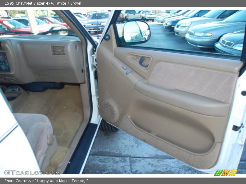 White / Brown 1995 Chevrolet Blazer 4x4