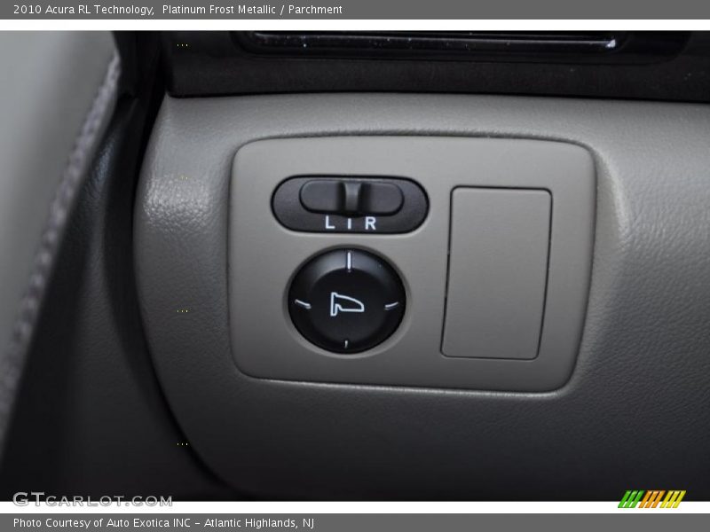 Platinum Frost Metallic / Parchment 2010 Acura RL Technology