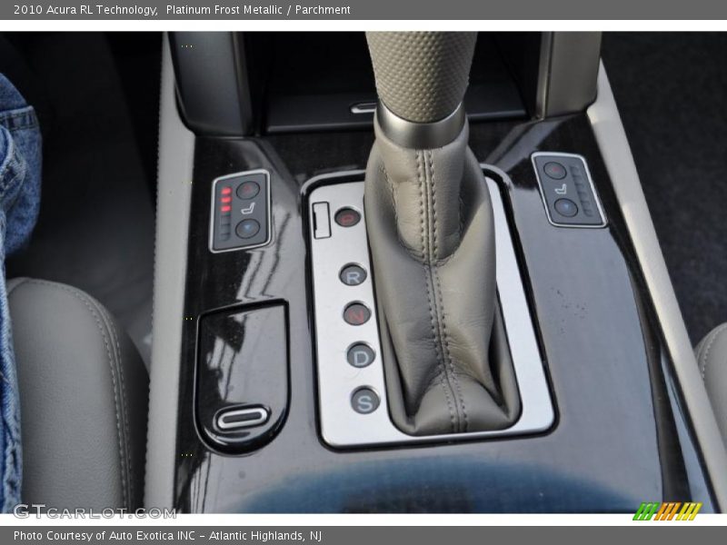 Platinum Frost Metallic / Parchment 2010 Acura RL Technology