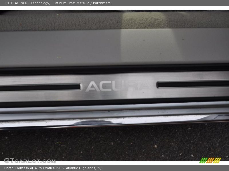 Platinum Frost Metallic / Parchment 2010 Acura RL Technology