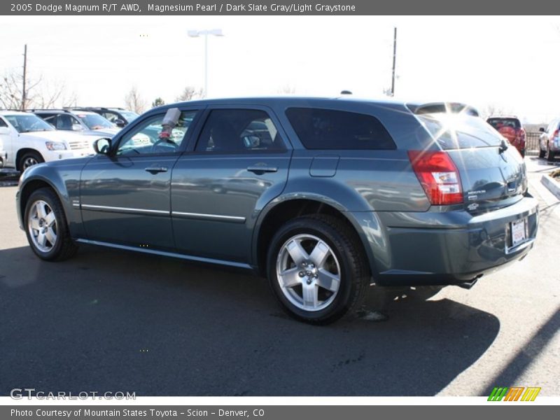 Magnesium Pearl / Dark Slate Gray/Light Graystone 2005 Dodge Magnum R/T AWD