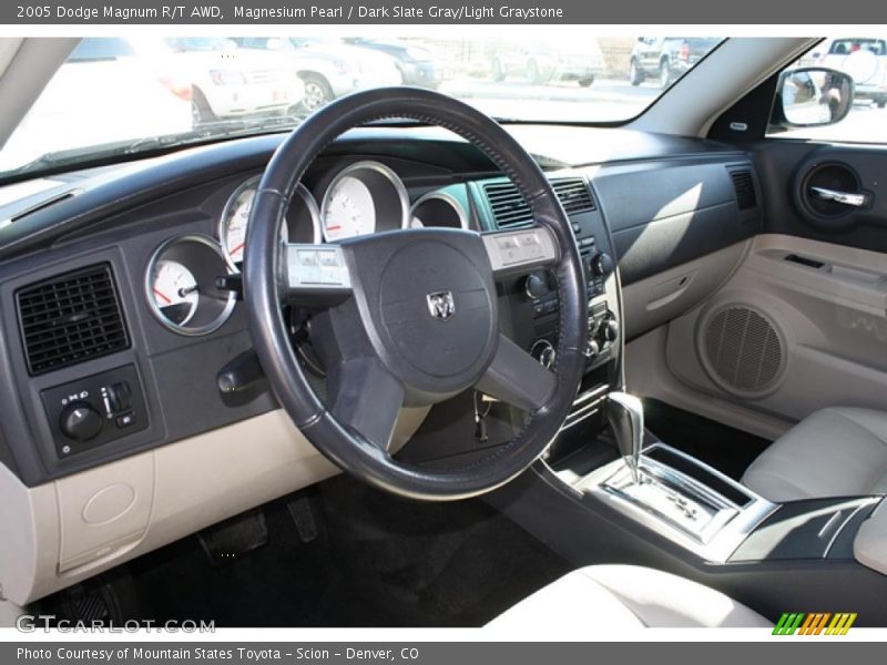 Magnesium Pearl / Dark Slate Gray/Light Graystone 2005 Dodge Magnum R/T AWD