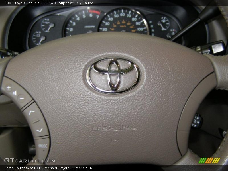 Super White / Taupe 2007 Toyota Sequoia SR5 4WD