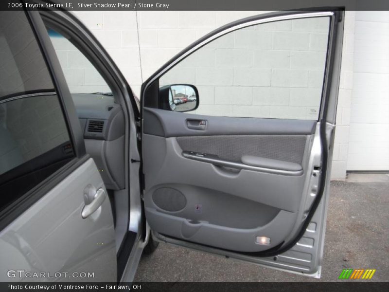 Silver Shadow Pearl / Stone Gray 2006 Toyota Sienna LE