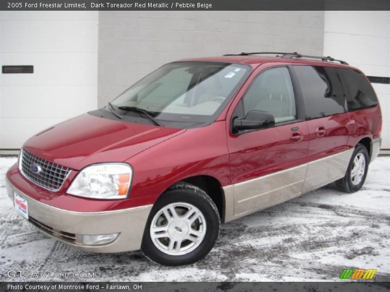 Front 3/4 View of 2005 Freestar Limited
