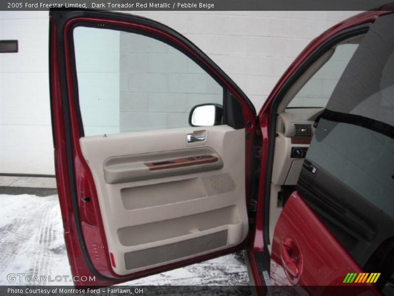 Dark Toreador Red Metallic / Pebble Beige 2005 Ford Freestar Limited