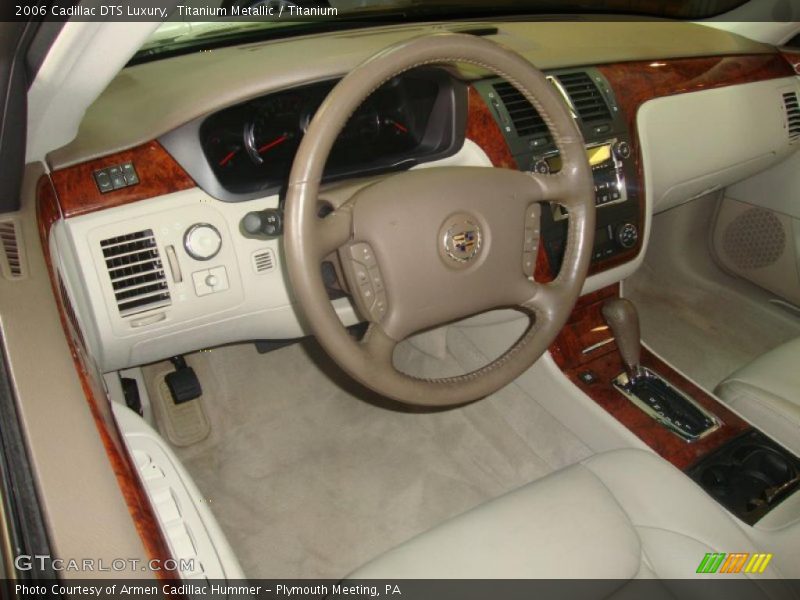 Titanium Metallic / Titanium 2006 Cadillac DTS Luxury