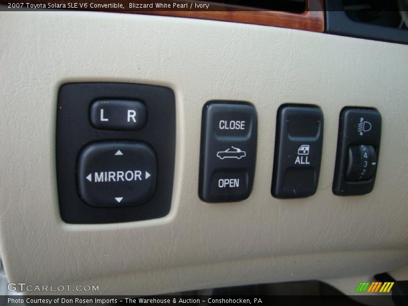 Controls of 2007 Solara SLE V6 Convertible