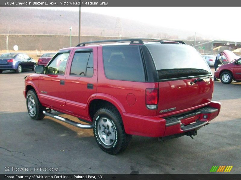 Victory Red / Medium Gray 2004 Chevrolet Blazer LS 4x4