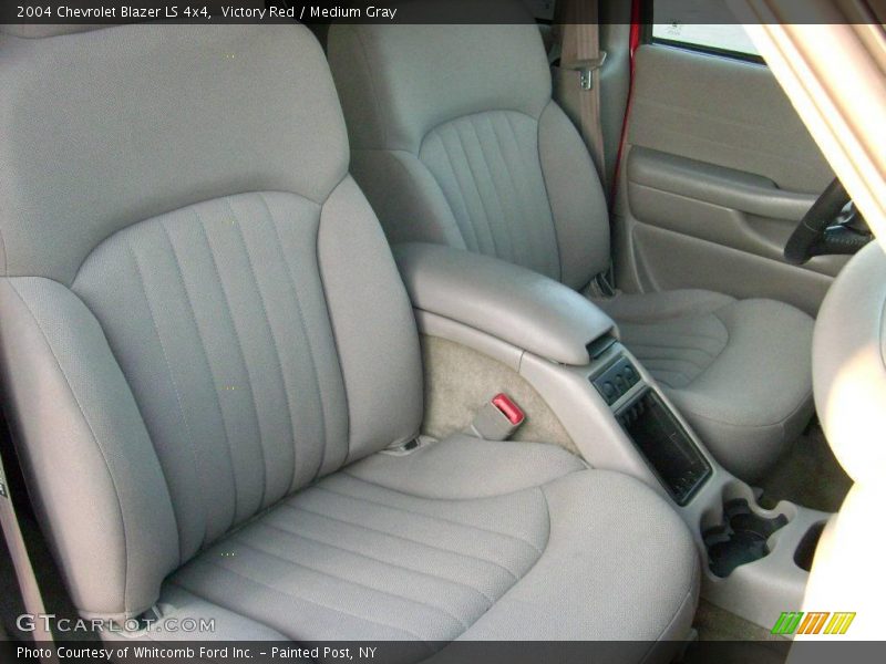 Victory Red / Medium Gray 2004 Chevrolet Blazer LS 4x4