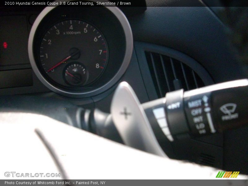 Silverstone / Brown 2010 Hyundai Genesis Coupe 3.8 Grand Touring