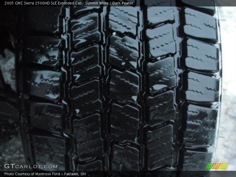Summit White / Dark Pewter 2005 GMC Sierra 2500HD SLE Extended Cab