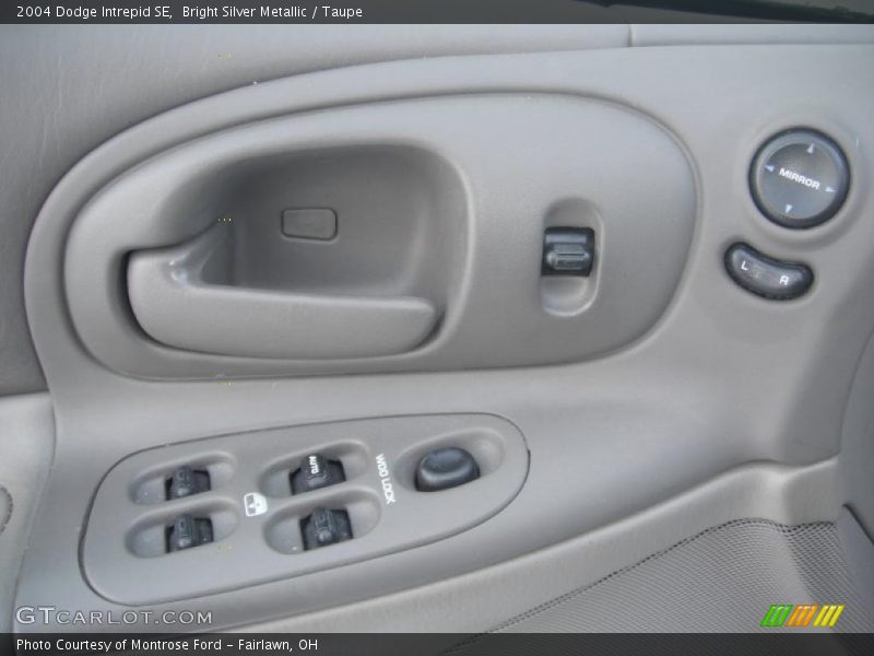 Bright Silver Metallic / Taupe 2004 Dodge Intrepid SE