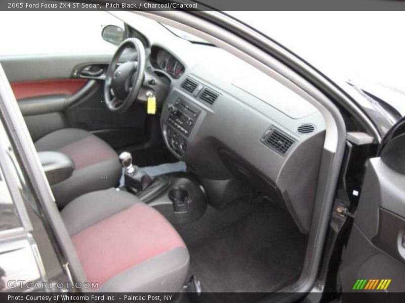 Pitch Black / Charcoal/Charcoal 2005 Ford Focus ZX4 ST Sedan