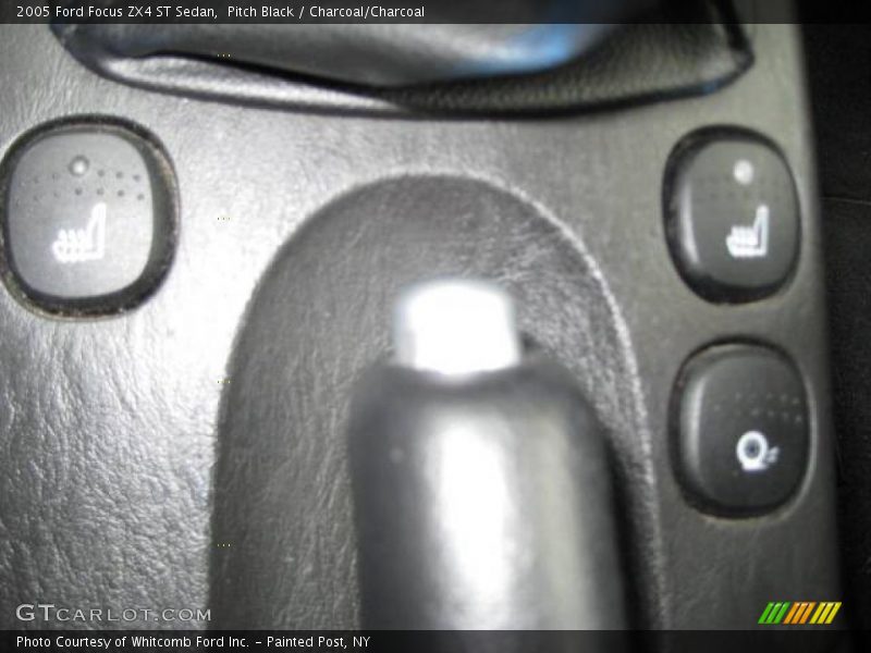 Pitch Black / Charcoal/Charcoal 2005 Ford Focus ZX4 ST Sedan