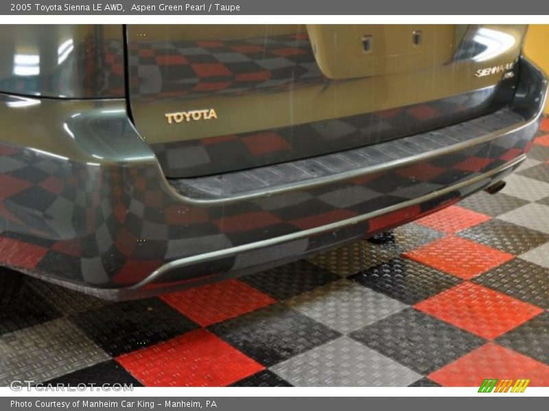 Aspen Green Pearl / Taupe 2005 Toyota Sienna LE AWD