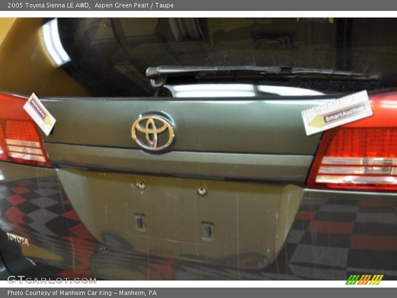 Aspen Green Pearl / Taupe 2005 Toyota Sienna LE AWD